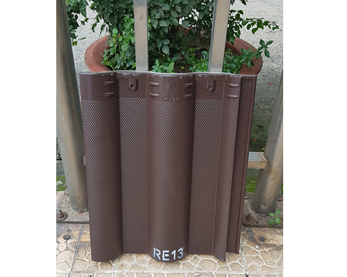 Ngói Ruby RE13